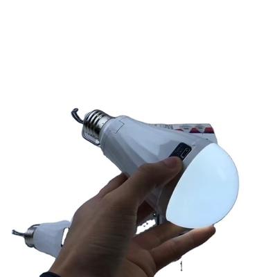 2- LED noodlamp 15W E27 B22 Li-ion oplaadbare batterij AC/DC