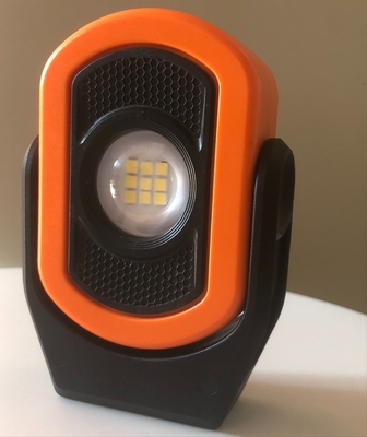 LED-handlamp voor werk in magazijnwerkplaats Auto inspectie en onderhoud