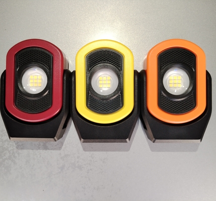 IP65-classificatie 700LM COB-chipsen oplaadbaar zaklamp LED-werklicht type C voor buiten