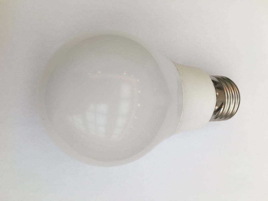 s van supergrote straalhoek A60 8w 9w E27 B22 Led lamp met plastic aluminium koelbak