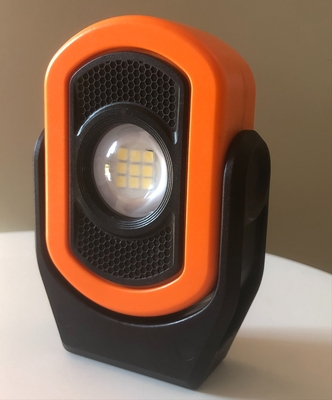 110lm/w Oplaadbaar 780 lumen Draagbaar LED-campingwerklicht met magnetische schakelaar